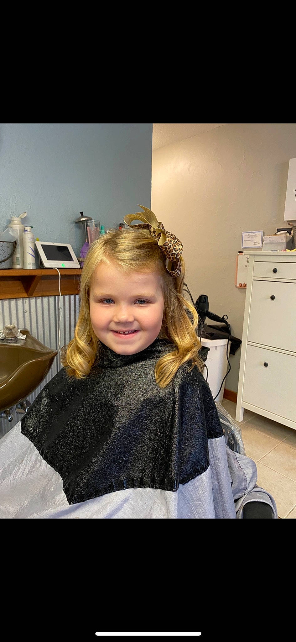 Averey joined the competition — help win amazing prizes! blond, brown_hair, cabinetry, chair, drawer, event, eyebrow, eyelash, fashion_accessory, fashion_design, flash_photography, fun, hair, happy, headgear, joy, long_hair, makeover, person, room