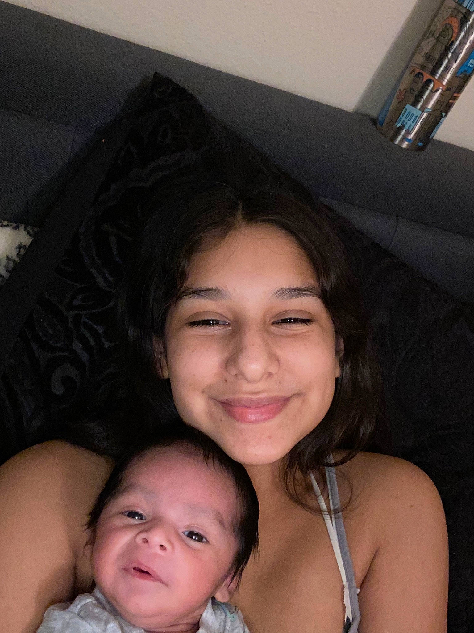 Diego is registered to the contest to win money with this photo: black, cheek, chin, eye, eyelash, face, facial_expression, flash_photography, gesture, hair, hairstyle, happy, iris, joy, lip, mouth, muscle, nose, organ, person