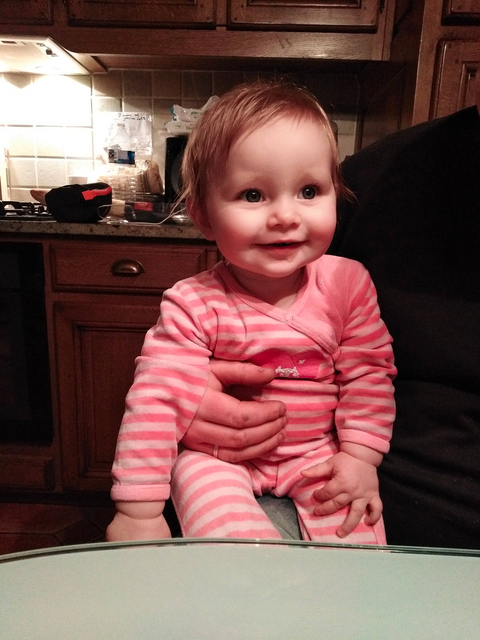 Olivia a rejoint le concours — aidez-le/la à gagner de superbes lots ! boy, cheek, child, day, eye, face, fun, girl, head, infant, joy, nose, person, pink, product, sitting, skin, smile, toddler