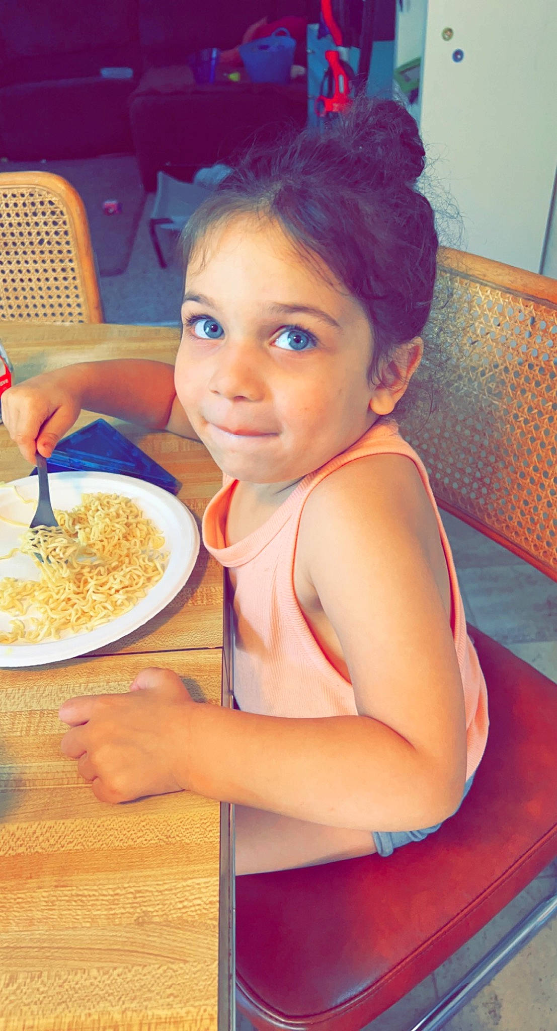 Demi is registered to the contest to win money with this photo: arm, chair, child, comfort_food, cuisine, dish, food, food_craving, fun, happy, ingredient, joy, leisure, person, plate, recipe, smile, spoon, summer, table