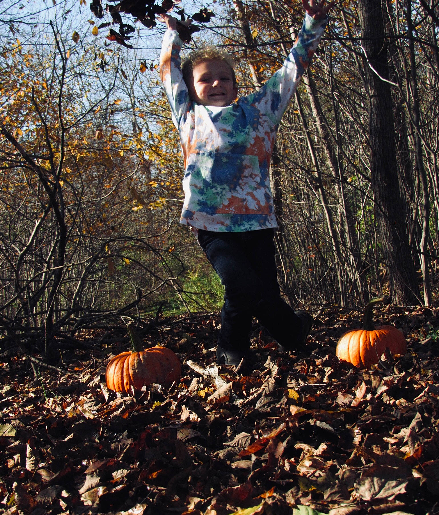 Kamdyn is registered to the contest to win money with this photo: adaptation, botany, deciduous, flash_photography, forest, grass, happy, joy, natural_environment, natural_landscape, people, people_in_nature, person, plant, sunlight, tints_and_shades, tree, trunk, twig, wood