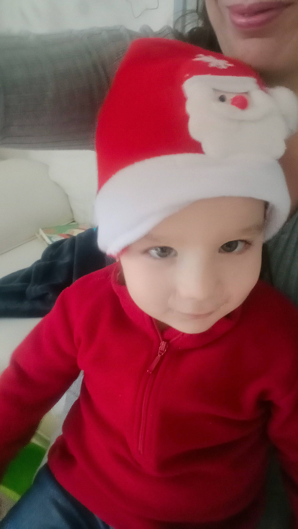 Joseph a rejoint le concours — aidez-le/la à gagner de superbes lots ! baby, cap, child, christmas, clothing, costume_hat, event, fashion_accessory, happy, hat, headwear, holiday, knit_cap, lip, magenta, outerwear, person, pink, sleeve, smile