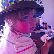 Leyna participe au concours pour gagner de l'argent avec cette photo :