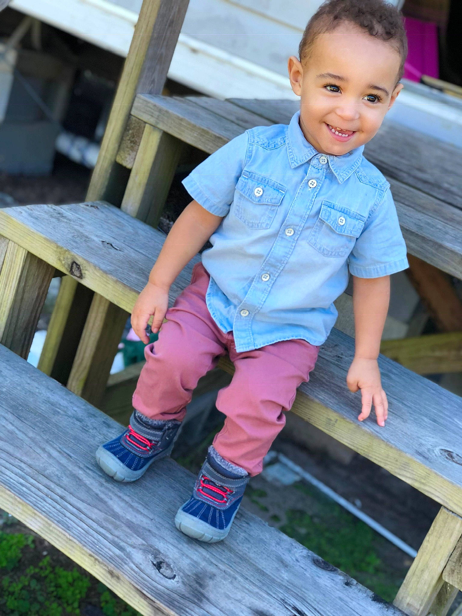 Noah joined the competition — help win amazing prizes! child, child_model, deck, denim, furniture, grass, jeans, joy, leg, person, pink, play, shoe, sitting, smile, standing, t_shirt, table, toddler, vacation