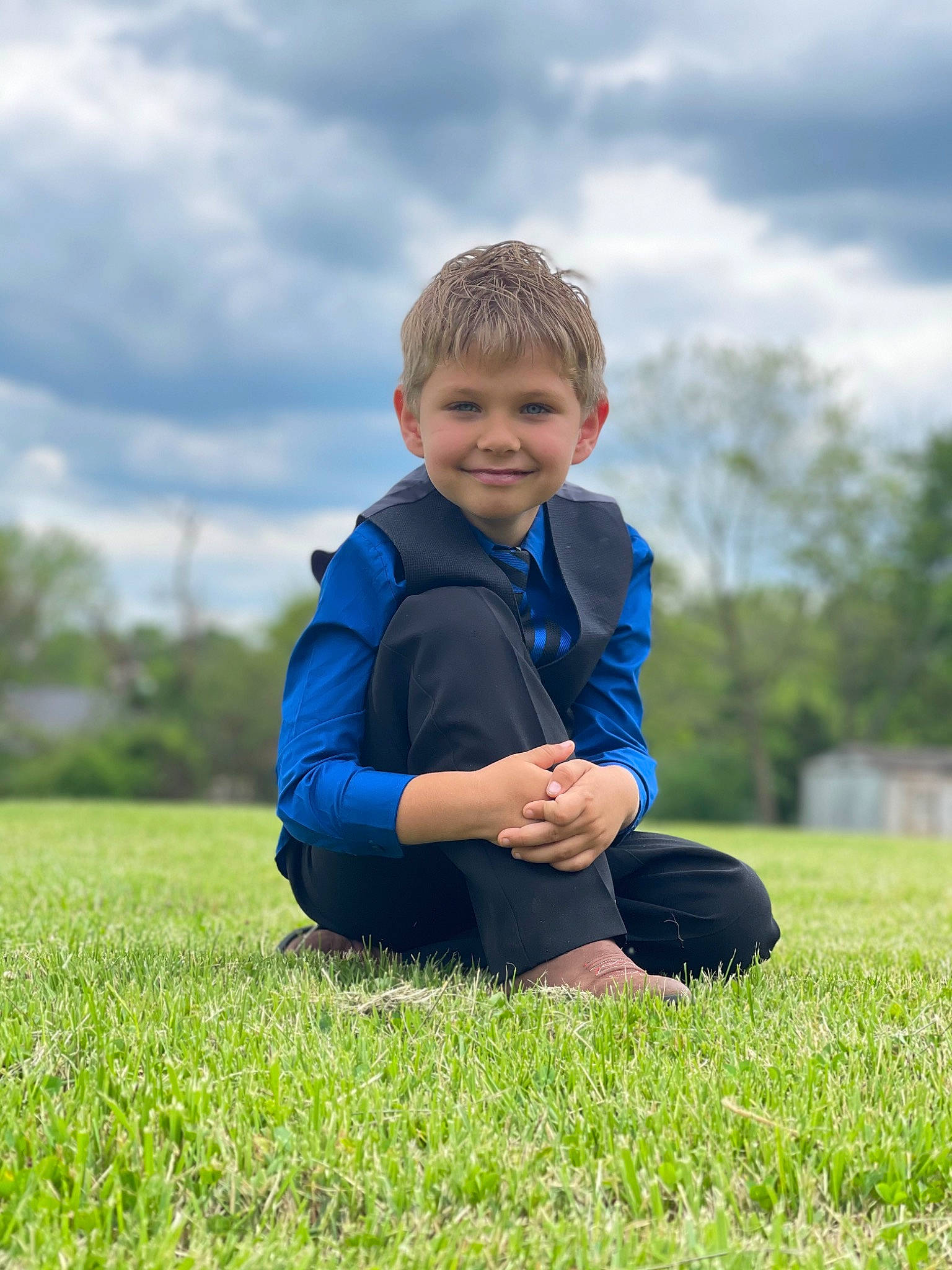 Houston joined the competition — help win amazing prizes! cloud, eye, face, flash_photography, grass, grass_family, grassland, hair, happy, head, joy, landscape, leisure, meadow, outerwear, people_in_nature, person, plant, sky, smile