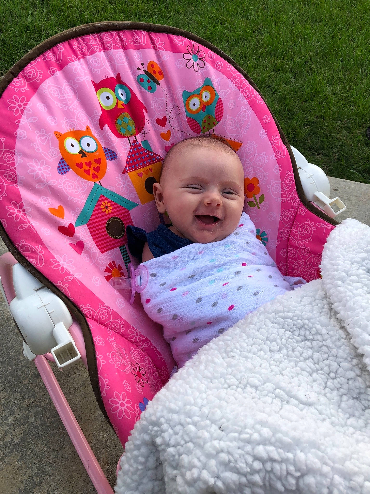 Miriam is registered to the contest to win money with this photo: