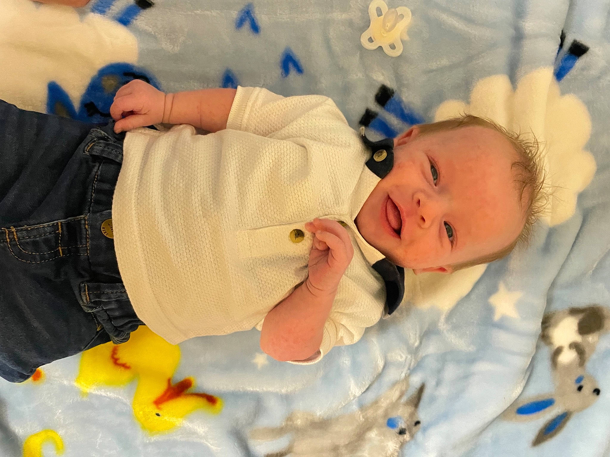 Albi is registered to the contest to win money with this photo: baby, baby_products, baby_safety, baby_sleeping, baby_toddler_clothing, child, comfort, event, happy, linens, person, room, skin, sleep, textile, toddler