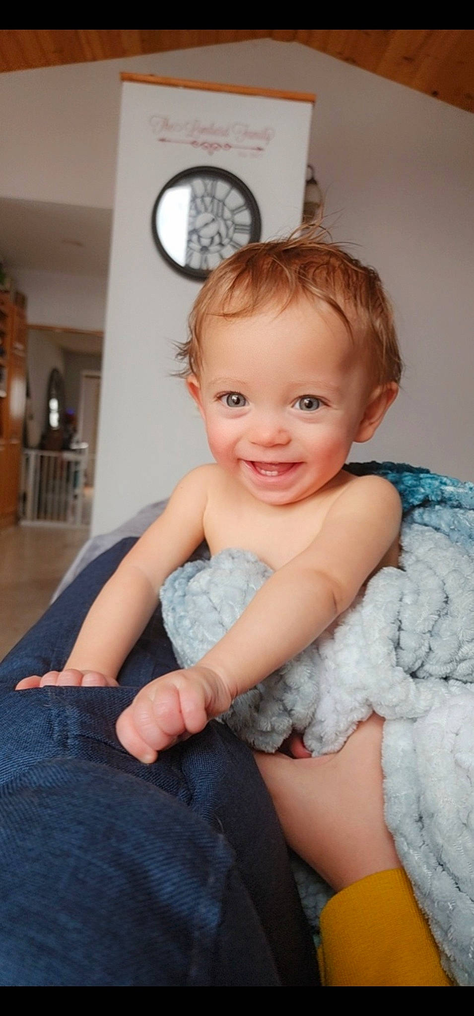 Braydon is registered to the contest to win money with this photo: baby_toddler_clothing, beauty, blond, cheek, child, chin, clock, flash_photography, hairstyle, happy, iris, joy, lip, person, shoulder, skin, smile, standing, thigh, toddler