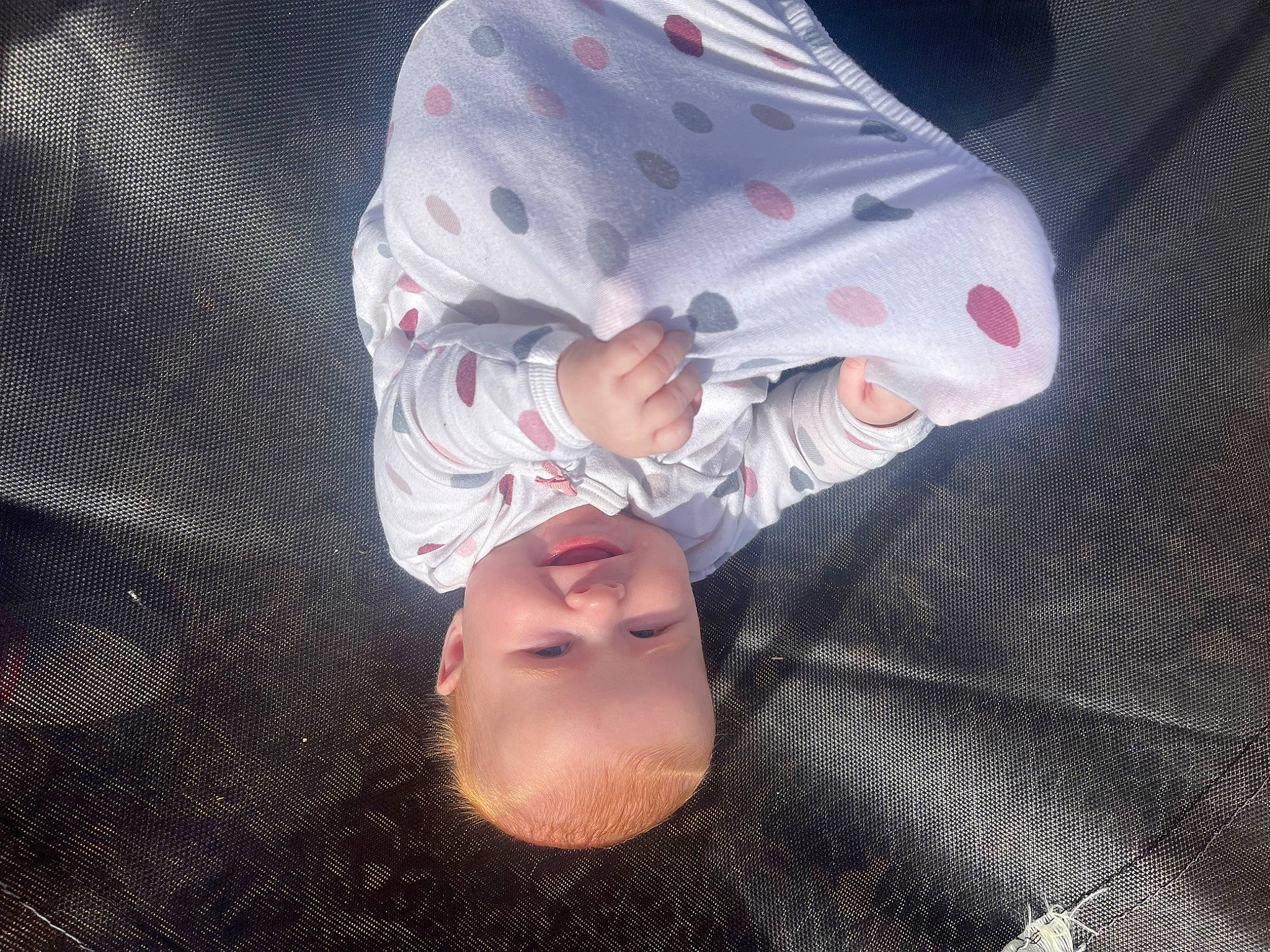 Summer is registered to the contest to win money with this photo: baby_toddler_clothing, barefoot, carmine, child, comfort, fashion_accessory, flesh, foot, hat, human_leg, joy, linens, nail, pattern, person, sleeve, smile