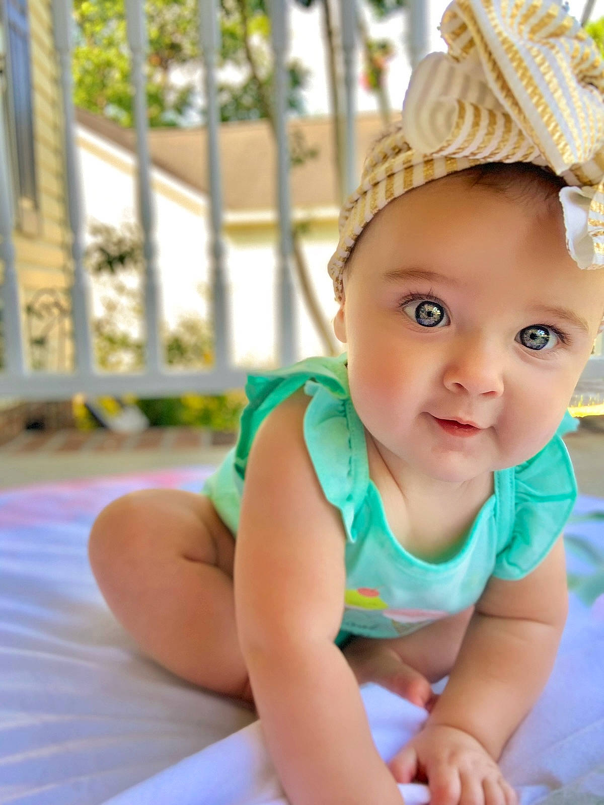 Oakleigh is registered to the contest to win money with this photo: baby, baby_toddler_clothing, cap, child, fun, grass, happy, hat, human_body, leisure, people_in_nature, person, plant, recreation, sitting, skin, smile, summer, sun_hat, thigh