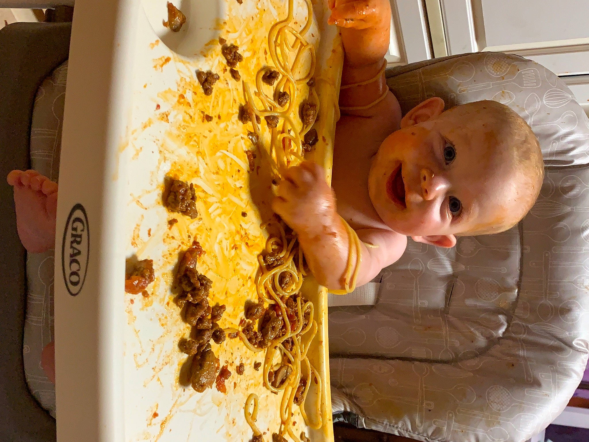 Liam is registered to the contest to win money with this photo: person