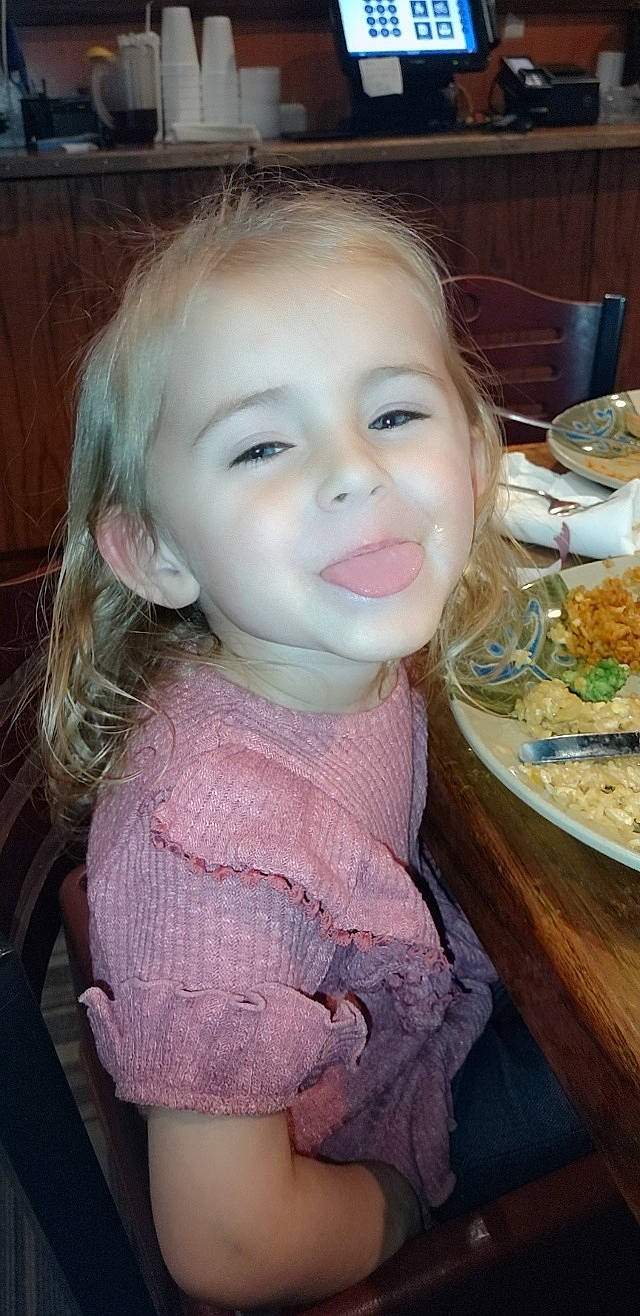Lakelyn is registered to the contest to win money with this photo: blond, brown_hair, cheek, child, chin, eyebrow, eyelash, food, happy, iris, jaw, lip, neck, nose, person, plate, recipe, skin, smile, tableware
