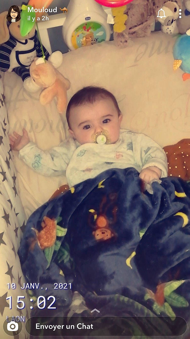 Nathan a rejoint le concours — aidez-le/la à gagner de superbes lots ! baby, baby_products, baby_toddler_clothing, baby_toys, balloon, child, comfort, companion_dog, dog, dog_breed, human, iris, linens, nose, party_supply, person, plush, stuffed_toy, toddler, toy