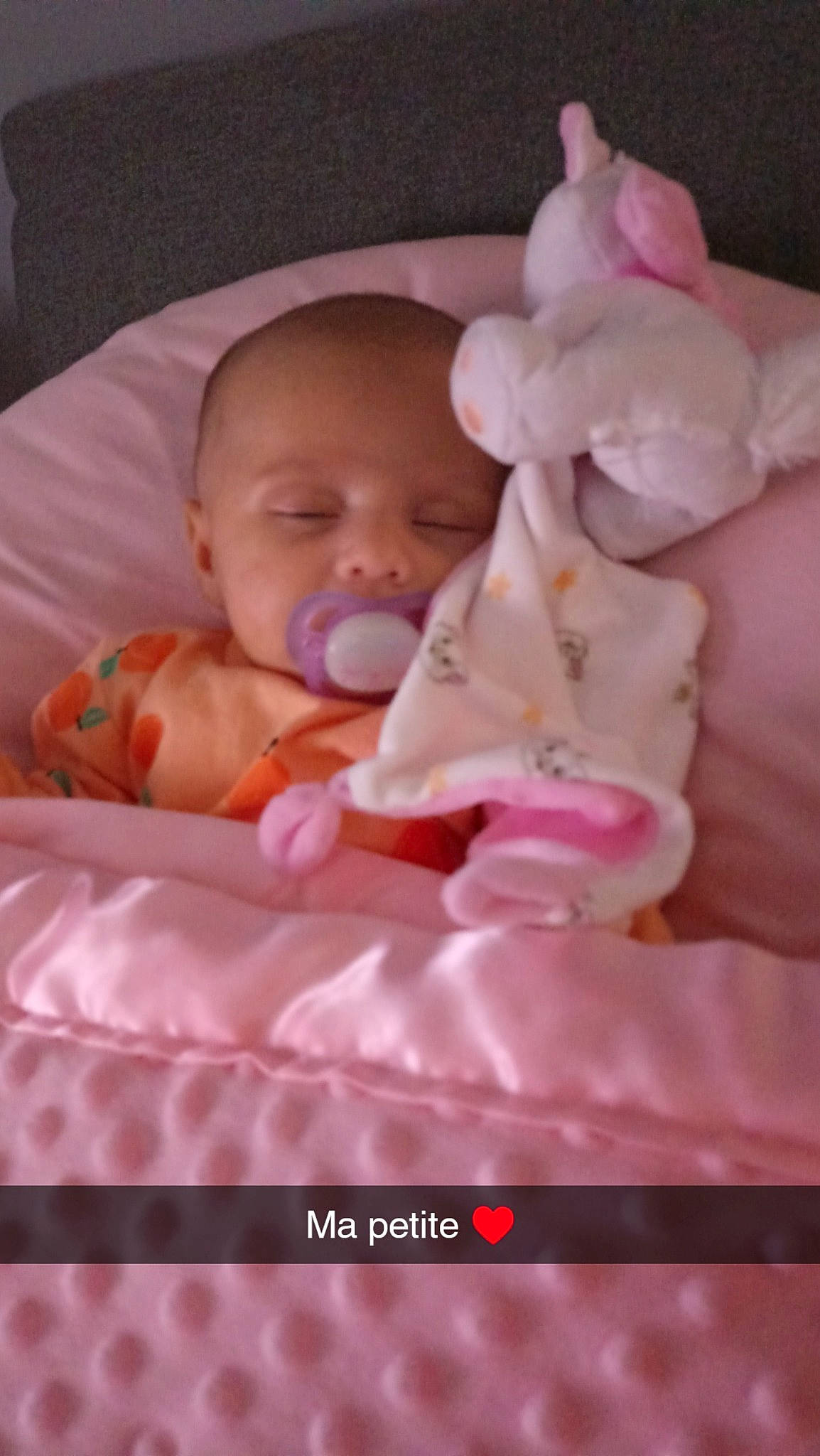 Shelsy participe au concours pour gagner de l'argent avec cette photo : baby, baby_products, baby_toddler_clothing, bedtime, cheek, child, comfort, event, fun, linens, magenta, nap, peach, person, pink, room, sleep, smile, textile, thumb