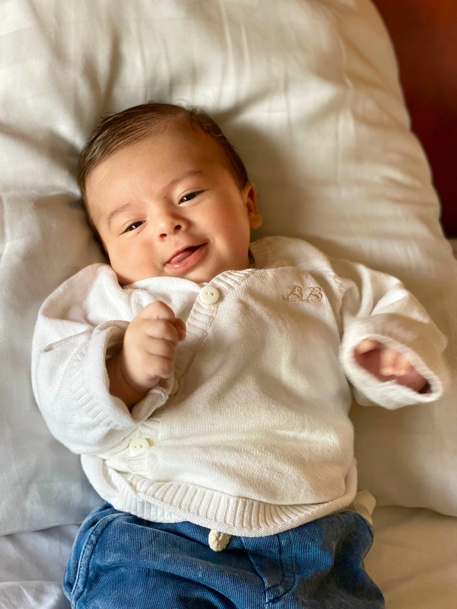 Bleyck a rejoint le concours — aidez-le/la à gagner de superbes lots ! baby, baby_toddler_clothing, cheek, chin, collar, comfort, eye, face, flash_photography, gesture, happy, head, iris, jeans, nose, outerwear, person, skin, sleeve, smile