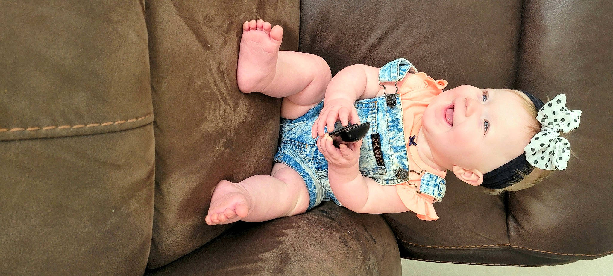 Willow joined the competition — help win amazing prizes! arm, comfort, eyelash, finger, gesture, hand, human_body, joint, joy, knee, leg, mouth, nail, neck, person, shoulder, skin, thigh, thumb, toddler