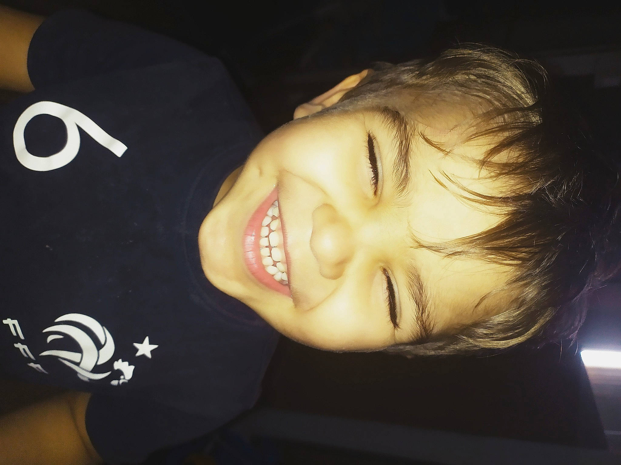 Eden a rejoint le concours — aidez-le/la à gagner de superbes lots ! beauty, black_hair, cheek, chin, cool, ear, eye, eyebrow, eyelash, face, facial_expression, forehead, hair, head, human, joy, lip, mouth, nose, person