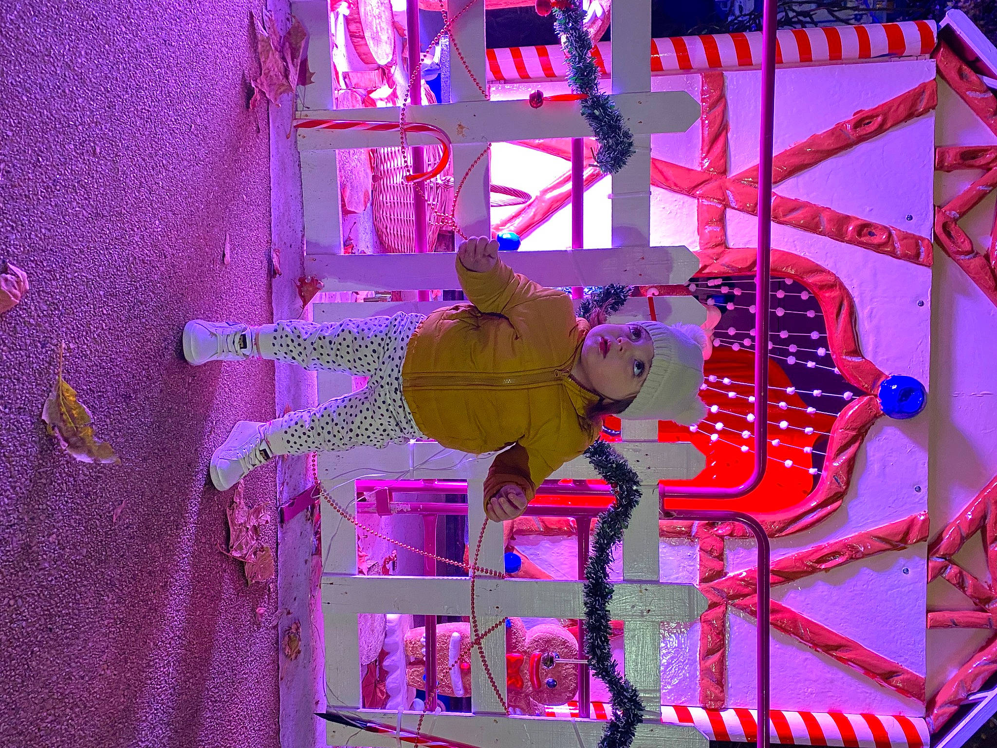 Ohana participe au concours pour gagner de l'argent avec cette photo : art, drum, entertainment, event, facade, font, graphics, headwear, line, magenta, music, performance_art, performing_arts, person, pink, purple, space, tree, violet, visual_arts