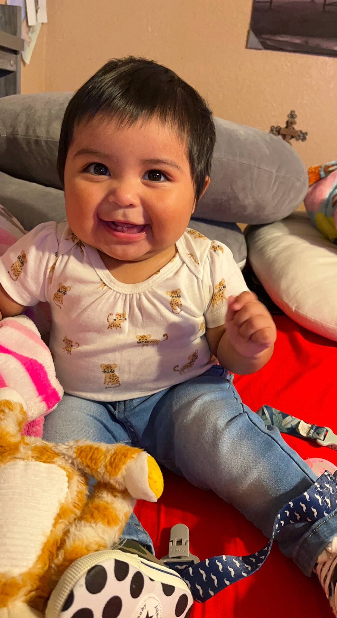 Kadence is registered to the contest to win money with this photo: baby, baby_toddler_clothing, cheek, child, comfort_food, couch, finger_food, fun, fur, happy, joy, lap, mammal, person, play, sitting, skin, smile, sweetness, teddy_bear