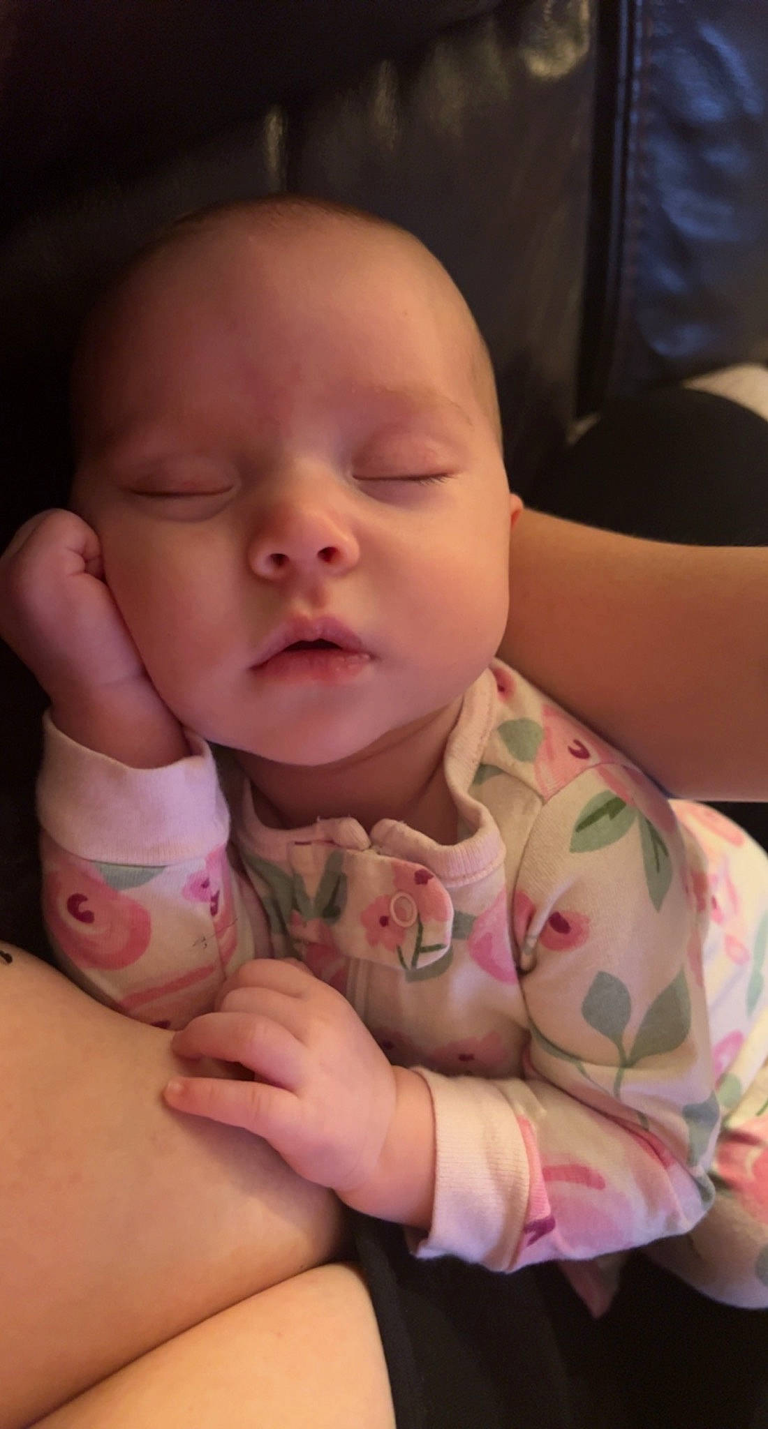 Memphis joined the competition — help win amazing prizes! cheek, chin, comfort, ear, eye, eyebrow, face, gesture, hair, hand, head, human, human_body, lip, mammal, mouth, neck, nose, person, skin