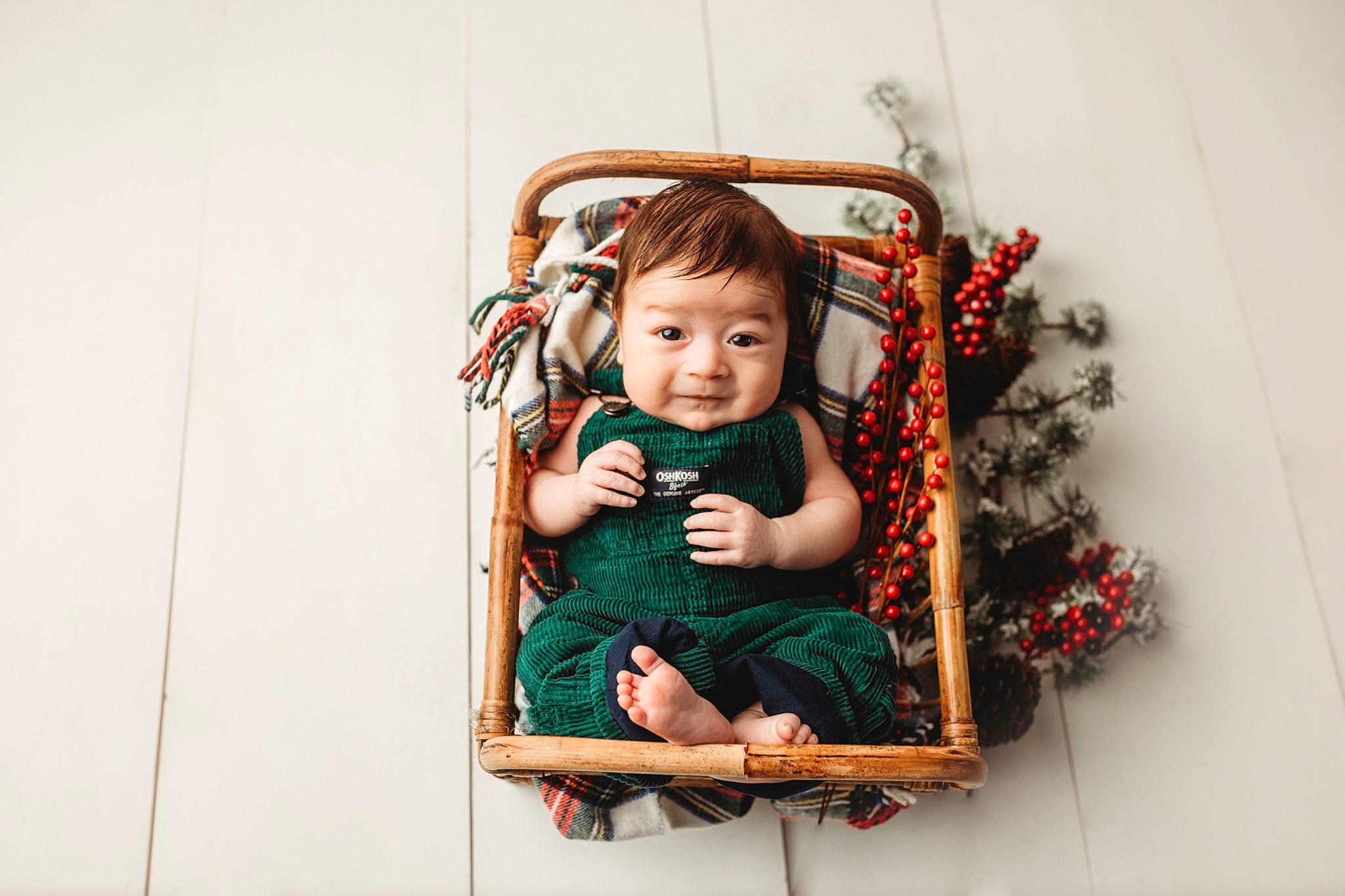 Jett is registered to the contest to win money with this photo: baby, baby_products, baby_safety, baby_toddler_clothing, person