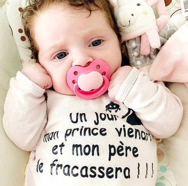 Syana a rejoint le concours — aidez-le/la à gagner de superbes lots ! baby, baby_sleeping, baby_toddler_clothing, beauty, cheek, child, cool, ear, face, facial_expression, happy, head, joy, lip, love, nose, person, photo_caption, pink, sleeve