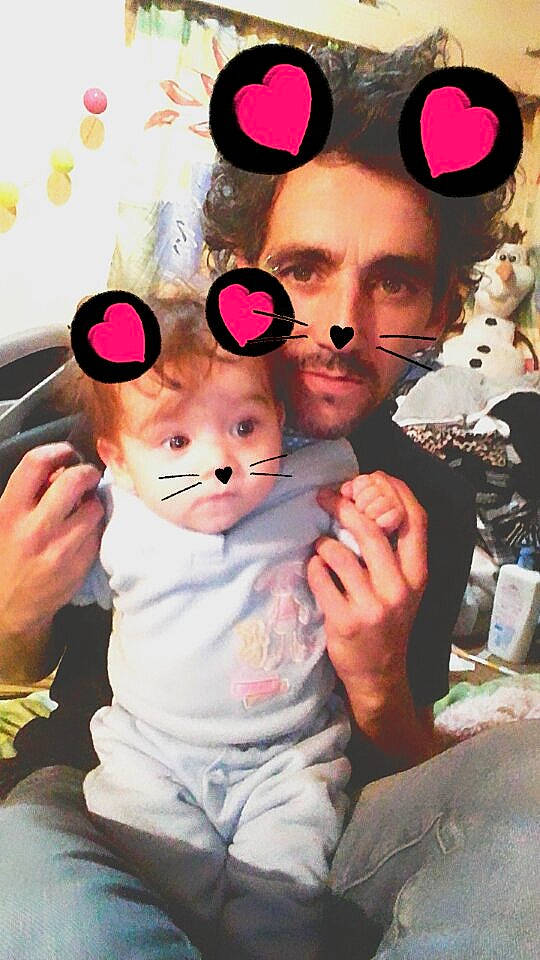 Caeli a rejoint le concours — aidez-le/la à gagner de superbes lots ! art, baby, cheek, child, daughter, illustration, person, pink, toddler