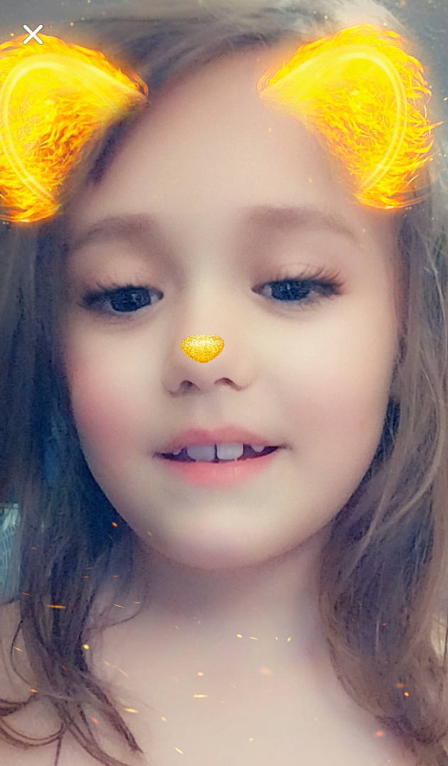 Bayleigh is registered to the contest to win money with this photo: azure, cheek, chin, ear, eyebrow, eyelash, facial_expression, fashion, flash_photography, hair, hairstyle, happy, iris, joy, lighting, lip, nose, organ, people_in_nature, person