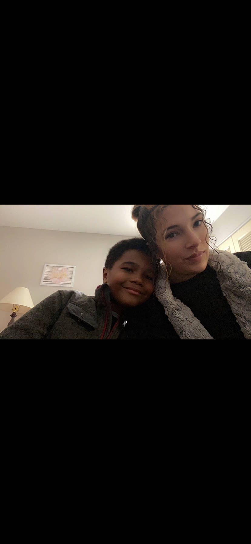 King is registered to the contest to win money with this photo: darkness, event, flash_photography, formal_wear, fun, gesture, happy, jewellery, joy, lamp, luxury_vehicle, magenta, midnight, night, person, portrait_photography, smile