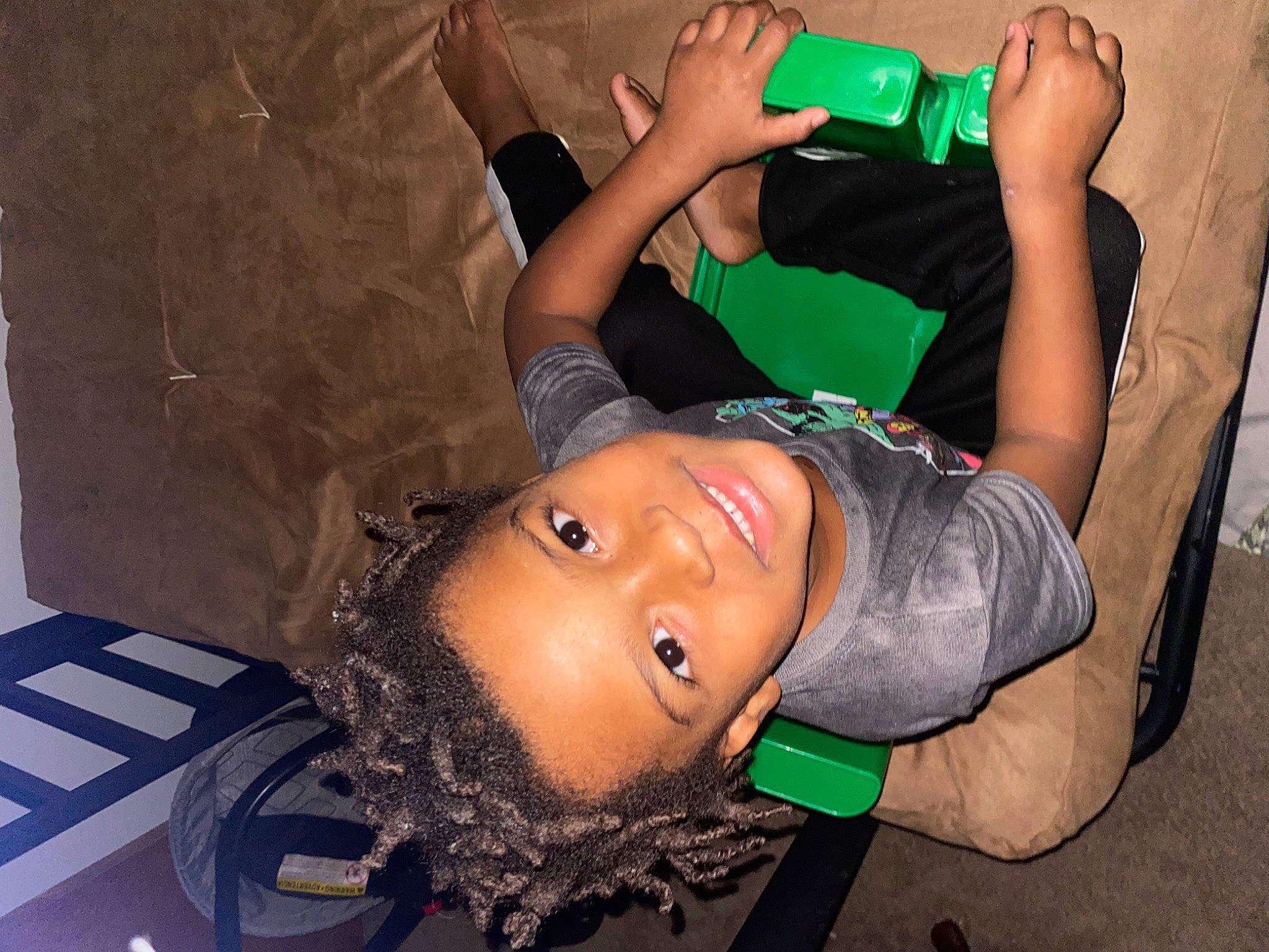 Legend is registered to the contest to win money with this photo: abdomen, arm, black_hair, chest, drinking, elbow, event, flash_photography, fun, gesture, human_leg, joy, knee, leisure, mouth, nail, party, person, t_shirt, thigh