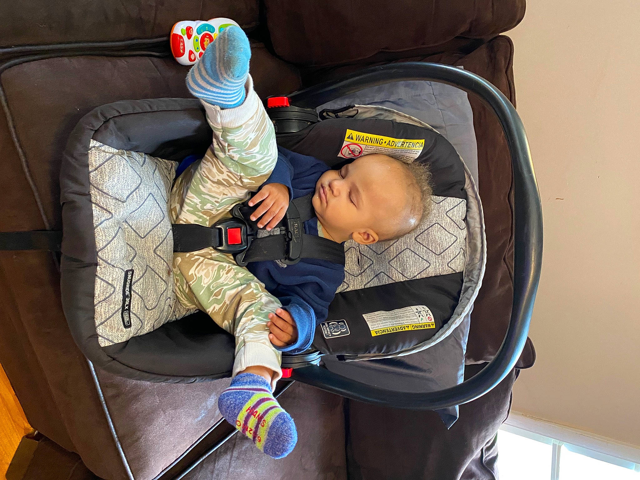 Phoenix is registered to the contest to win money with this photo: auto_part, automotive_design, automotive_exterior, baby, baby_carriage, baby_in_car_seat, baby_products, baby_safety, baby_toddler_clothing, car_seat, car_seat_cover, comfort, family_car, fun, mode_of_transport, motor_vehicle, person, sitting, toddler, vehicle