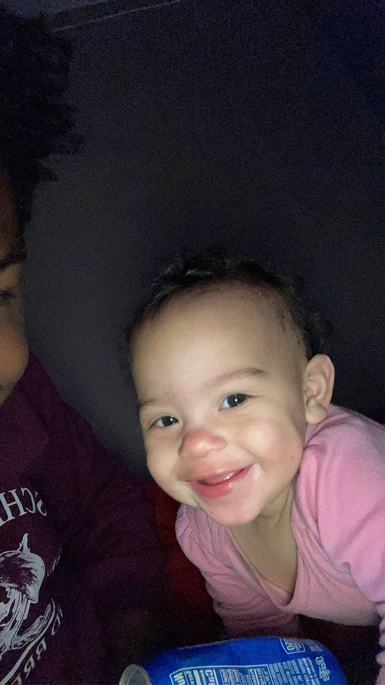 Adrhianna is registered to the contest to win money with this photo: cheek, chin, clothing, ear, eye, eyebrow, eyelash, face, flash_photography, forehead, head, human_body, jaw, joy, lip, mouth, neck, nose, person, skin