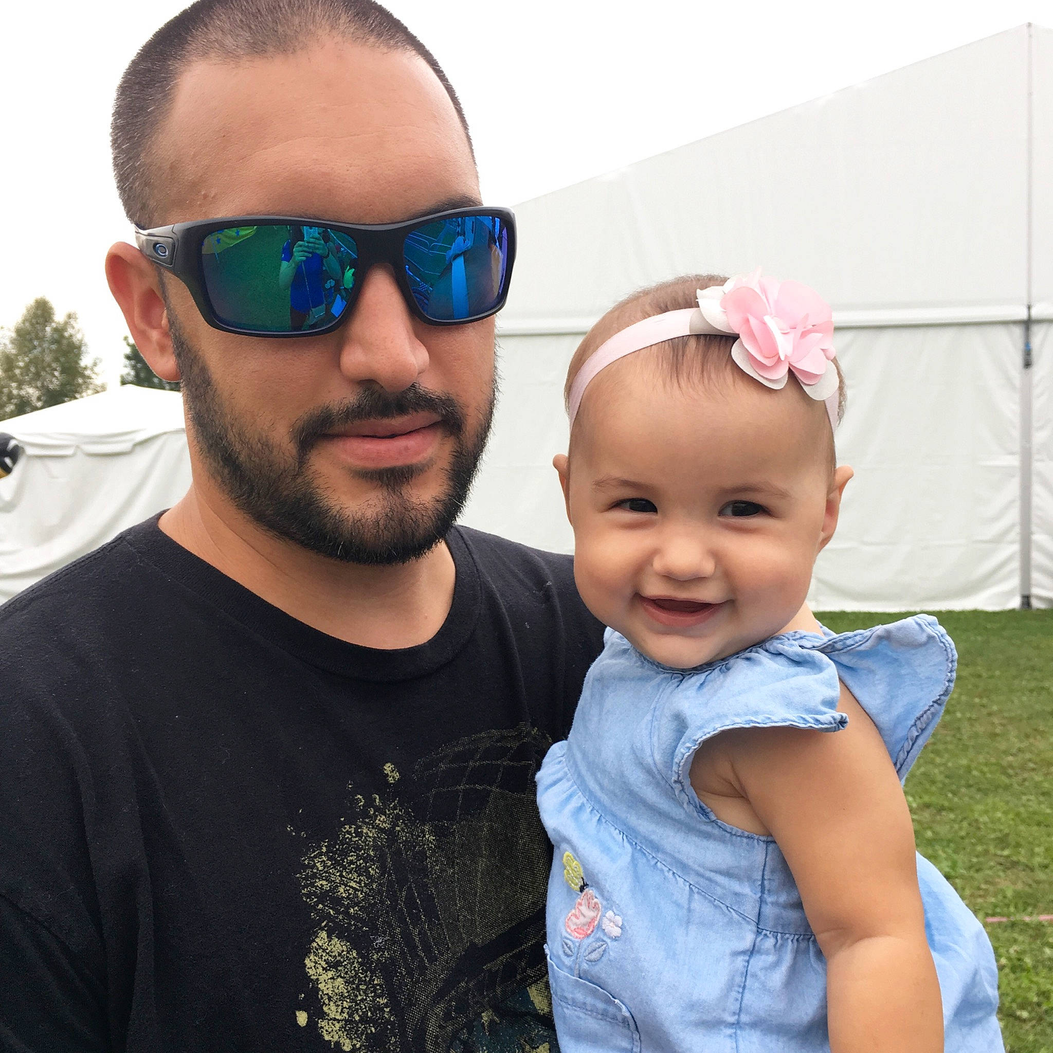 Ashlee is registered to the contest to win money with this photo: baby, child, cool, daughter, eyewear, family, father, fun, glasses, happy, joy, male, people, person, personal_protective_equipment, photography, selfie, summer, sunglasses, toddler