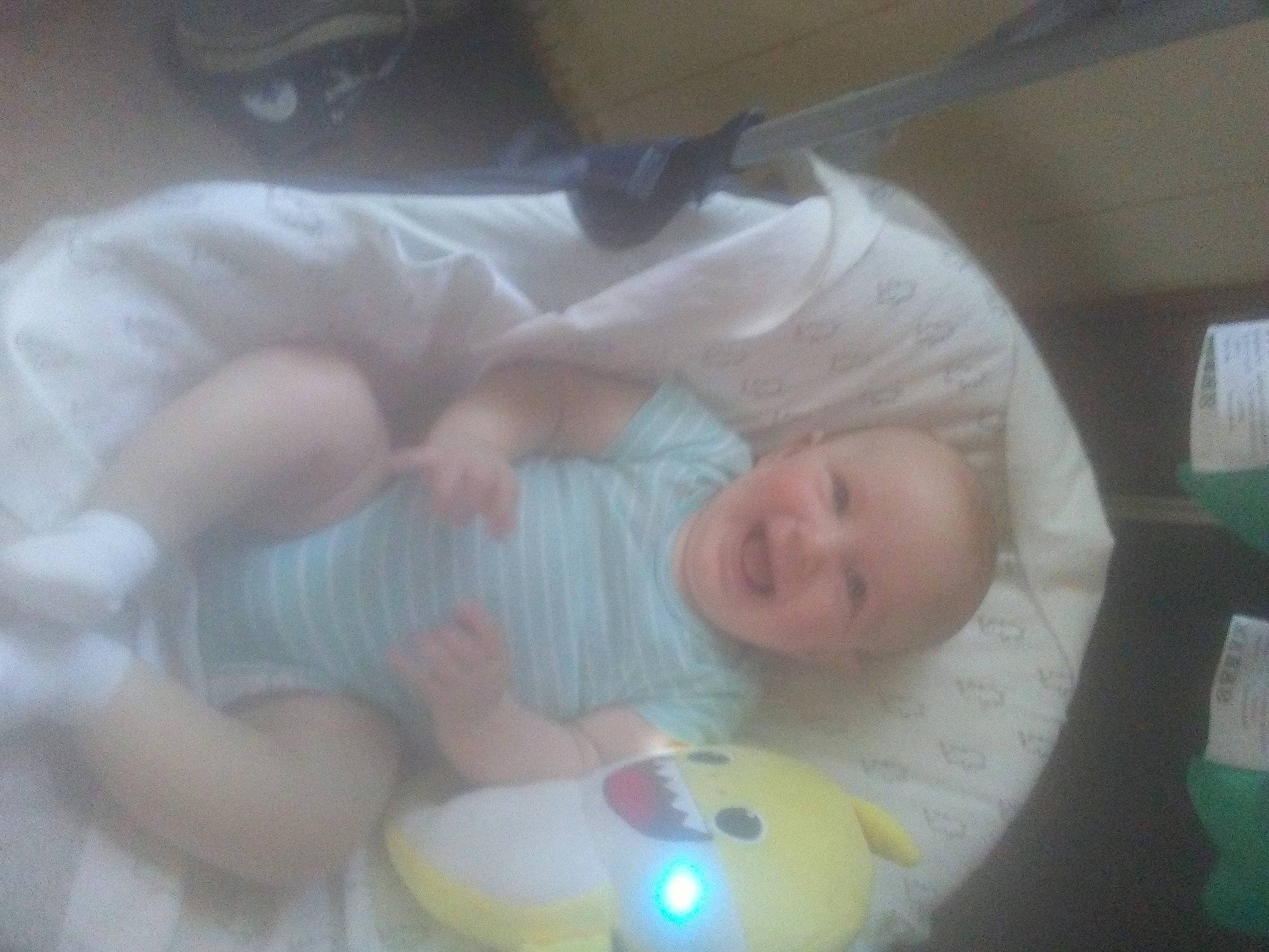 Willie is registered to the contest to win money with this photo: baby, baby_products, birth, child, joy, nose, person, product, skin, toddler