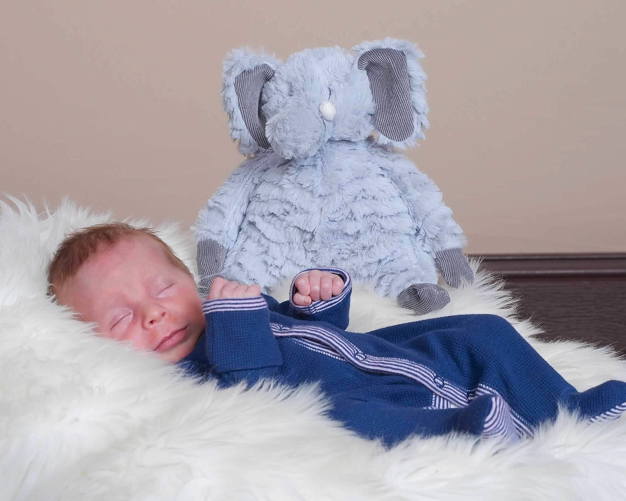 Zarek is registered to the contest to win money with this photo: baby, baby_products, baby_toddler_clothing, baby_toys, bedtime, comfort, fur, love, person, plush, stuffed_toy, teddy_bear, textile, toy