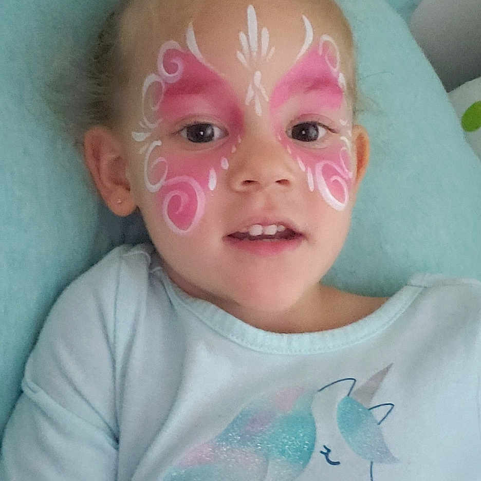 Raeann joined the competition — help win amazing prizes! baby, bed, bedroom, bodypart, clothing, cushion, face, furniture, happy, head, homedecor, indoors, laughing, person, photography, portrait, room, selfie, smile, t_shirt