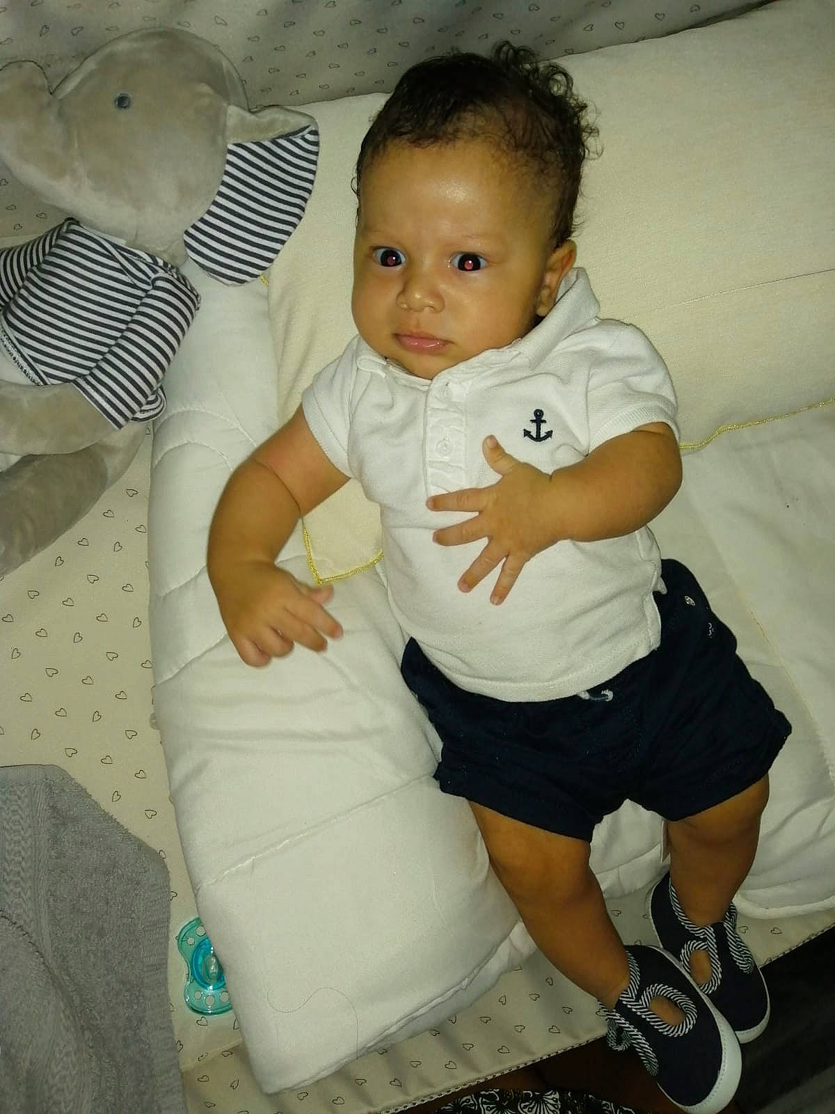 Kamil participe au concours pour gagner de l'argent avec cette photo : abdomen, arm, baby, baby_products, baby_toddler_clothing, cheek, child, leg, person, product, sitting, skin, smile, toddler, trunk