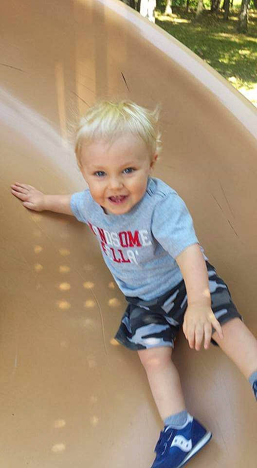 Kylin joined the competition — help win amazing prizes! baby, blond, child, joy, leg, person, play, skin, smile, toddler