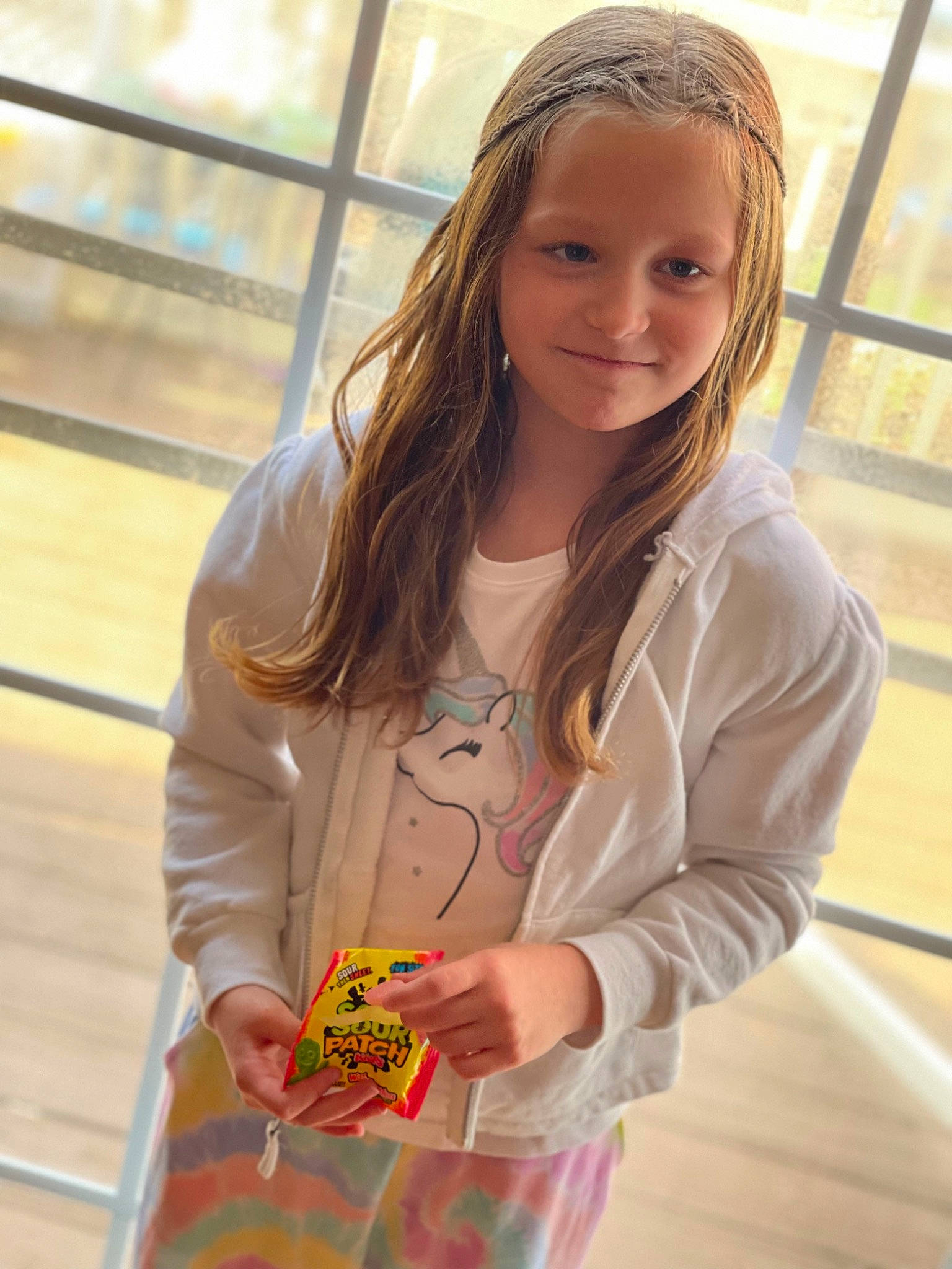 Farrah is registered to the contest to win money with this photo: blond, brown_hair, child, denim, fashion, fashion_design, fun, hairstyle, happy, hoodie, jewellery, joy, long_hair, necklace, outerwear, person, sleeve, smile, street_fashion, top