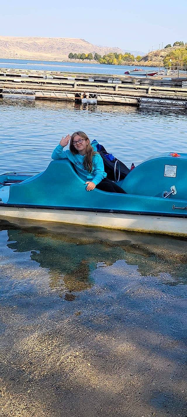 Brooke joined the competition — help win amazing prizes! aqua, azure, boats_and_boating_equipment_and_supplies, electric_blue, fun, joy, lake, leisure, mammal, ocean, person, recreation, smile, sunglasses, surface_water_sports, travel, vehicle, vertebrate, water, water_transportation