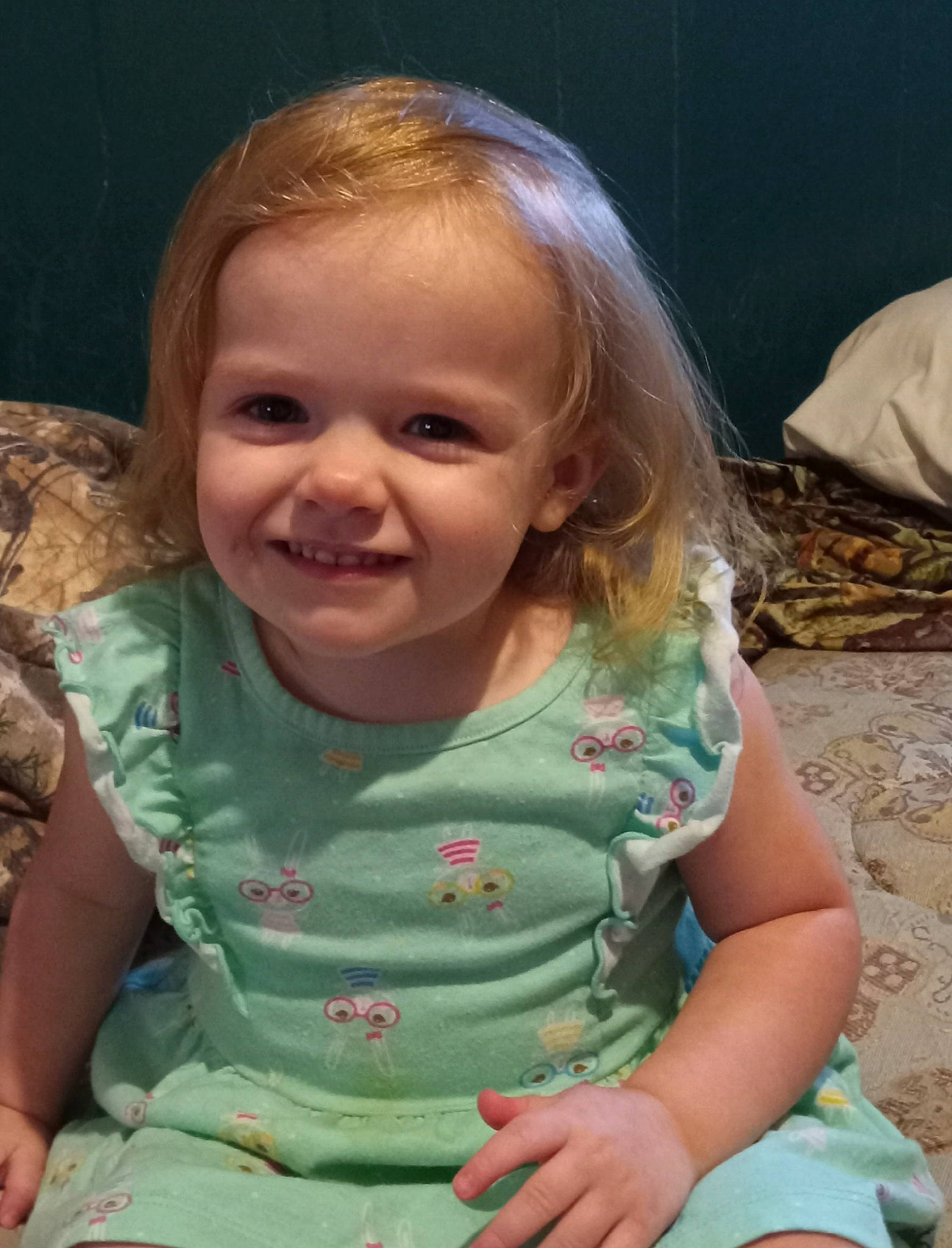 Annabelle is registered to the contest to win money with this photo: arm, baby, baby_toddler_clothing, beauty, cheek, chin, eye, finger, grass, happy, iris, joy, lip, mouth, neck, nose, organ, person, skin, sleeve