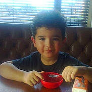 Jayden is registered to the contest to win money with this photo: