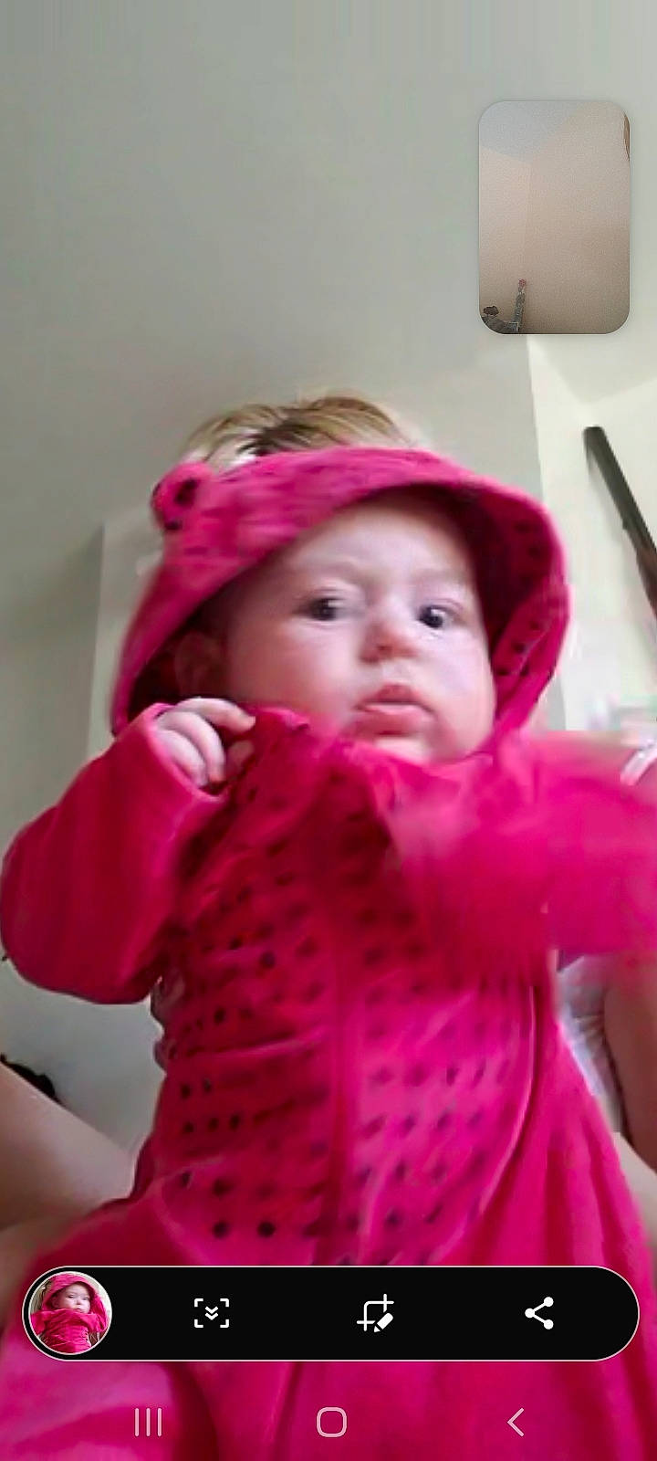 Melona a rejoint le concours — aidez-le/la à gagner de superbes lots ! baby, baby_products, baby_toddler_clothing, cheek, child, comfort, eyelash, face, fashion_accessory, fun, fur, happy, headwear, lip, magenta, mouth, person, pink, purple, skin