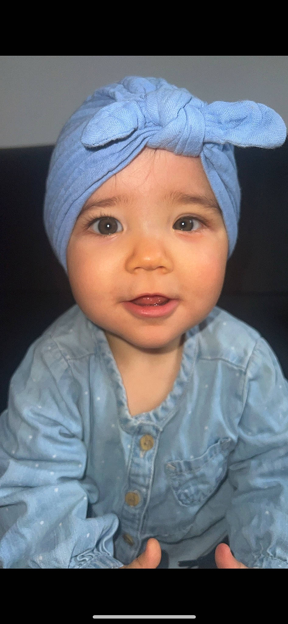 Aimée participe au concours pour gagner de l'argent avec cette photo : baseball_cap, cap, clothing, electric_blue, eye, eyebrow, face, forehead, happy, hat, head, headgear, headwear, lip, nose, organ, outerwear, person, sleeve, smile