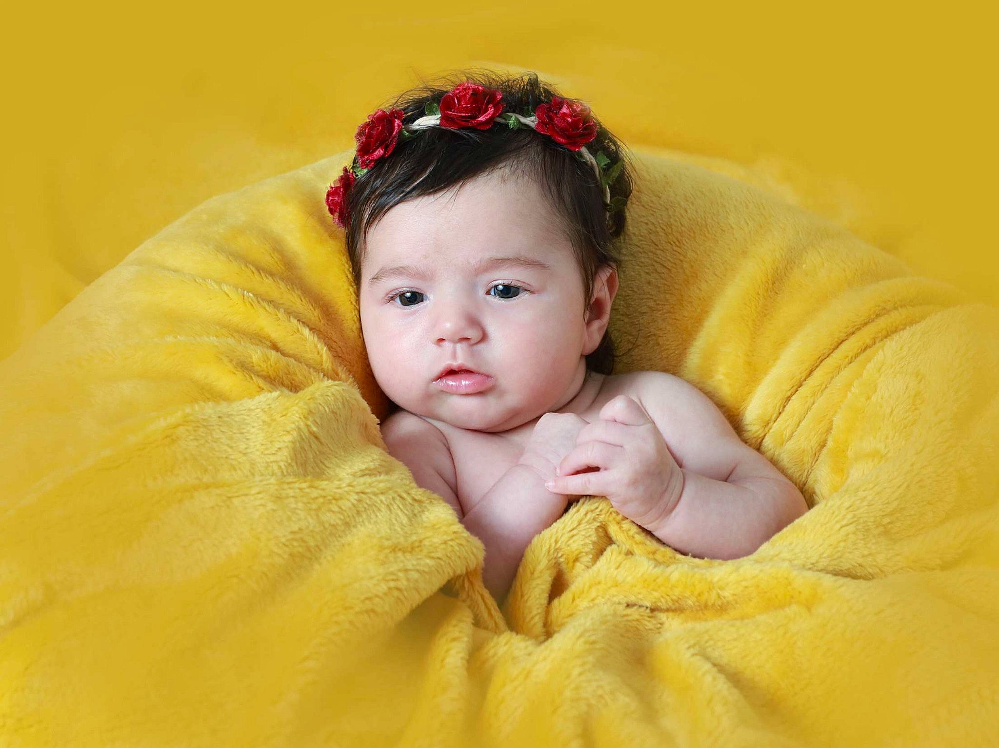 Titaïna participe au concours pour gagner de l'argent avec cette photo : baby, baby_toddler_clothing, cheek, child, close_up, comfort, eye, eyebrow, eyelash, happy, head, headpiece, iris, linens, lip, nose, person, skin, sleeve, textile