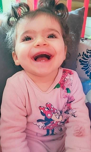 Aleyna a rejoint le concours — aidez-le/la à gagner de superbes lots ! cheek, chin, eye, eyebrow, face, hair, hairstyle, happy, head, human_body, lip, mouth, neck, nose, organ, person, skin, sleeve, smile, tongue