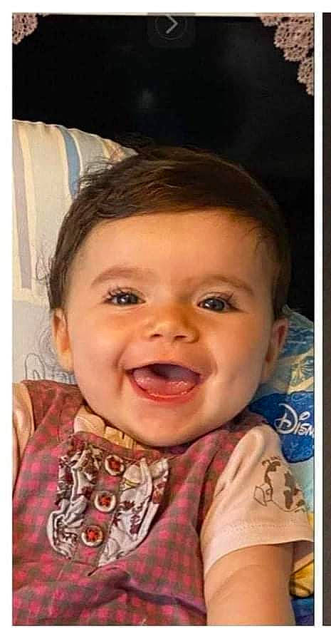 Aleyna participe au concours pour gagner de l'argent avec cette photo : baby, cheek, chin, eye, eyelash, face, forehead, hair, happy, head, iris, jaw, lip, mouth, nose, person, product, skin, sleeve, smile