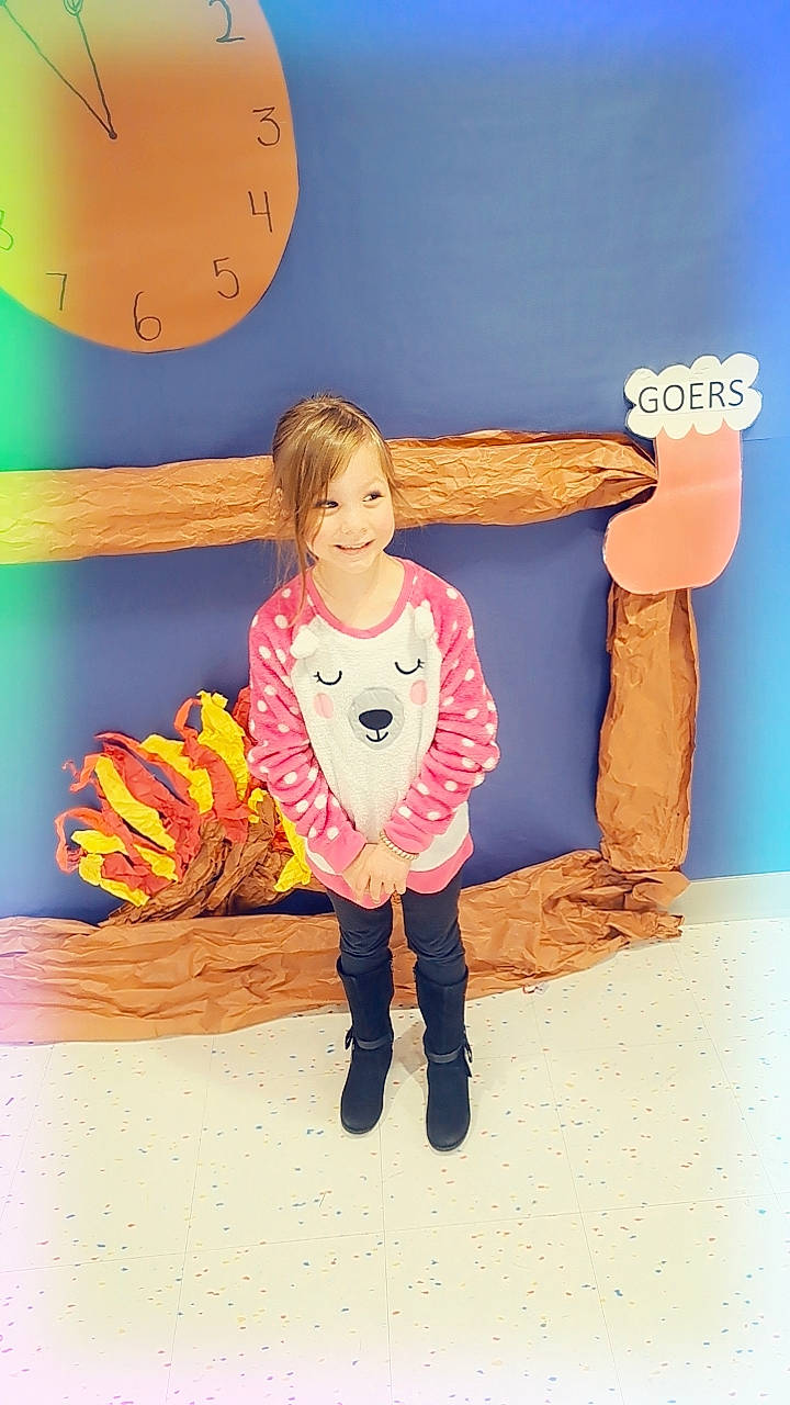 Faelynn is registered to the contest to win money with this photo: art, child, denim, fashion, fashion_design, fun, gesture, happy, human_leg, joy, knee, magenta, pattern, person, pink, room, shoe, sitting, sleeve, standing