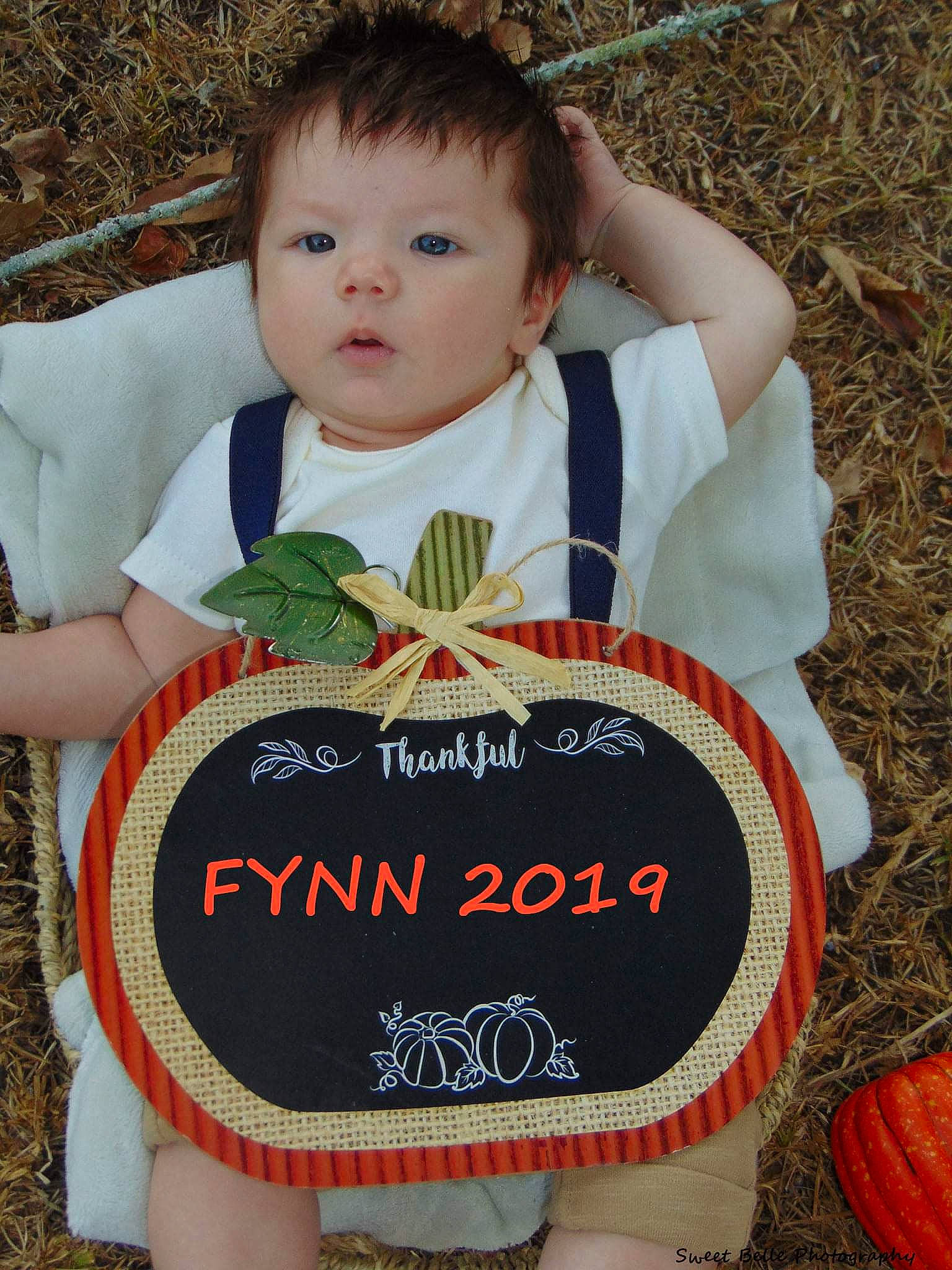 Fynn is registered to the contest to win money with this photo: baby_toddler_clothing, child, person, product, textile, toddler