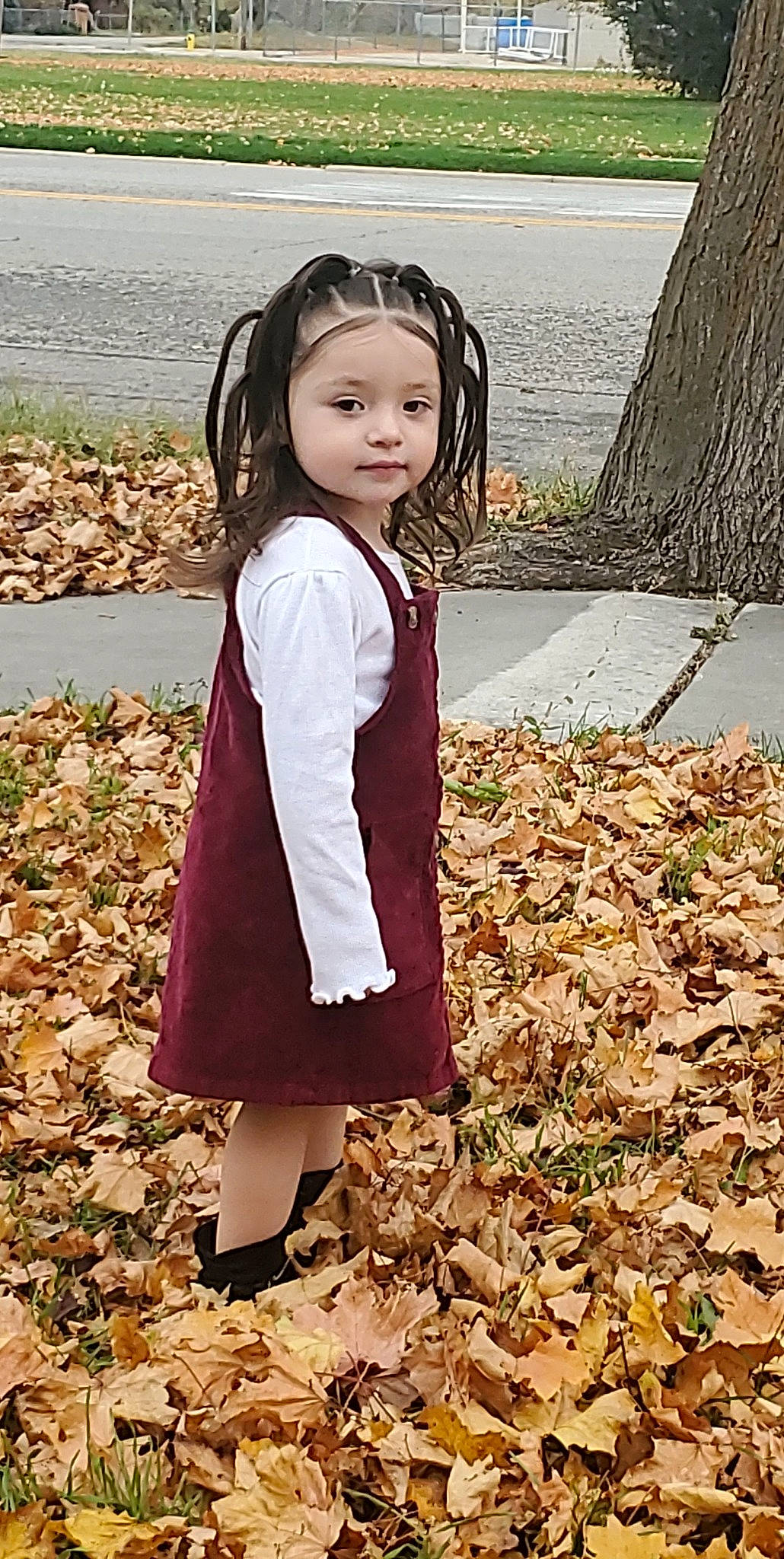 Ezralina is registered to the contest to win money with this photo: bangs, beauty, brown_hair, clothing, fashion_design, flash_photography, formal_wear, grass, hairstyle, happy, hime_cut, human_leg, pattern, people_in_nature, person, sleeve, street_fashion, thigh, tints_and_shades, waist